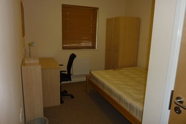 3 bed flat, Hoopern Mews, Near university, Exeter, EX44AW - Image 8